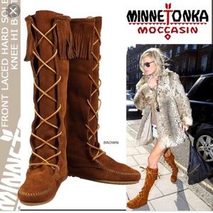 Minnetonka Knee High Fringe Boot (Women's)